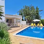 Casa Dos Cedros * Guia (Faro)