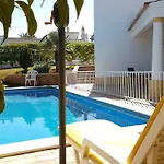 Casa Dos Cedros