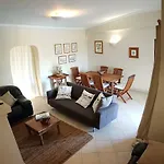 Casa Dos Cedros * جويا
