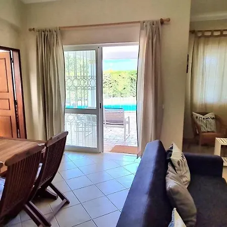 Casa Dos Cedros 기아