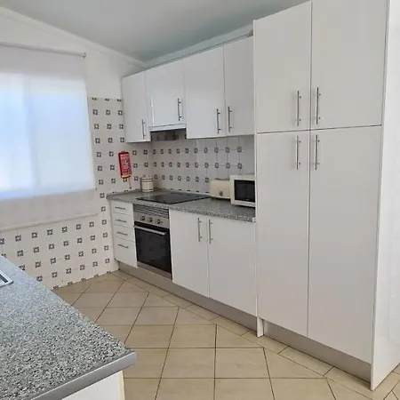 빌라 Casa Dos Cedros